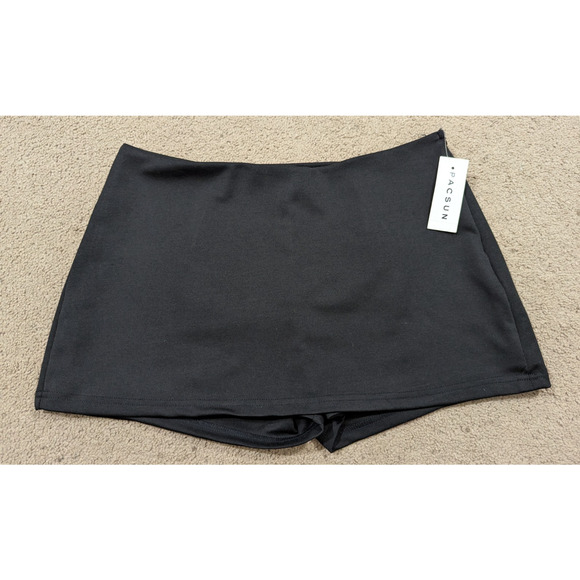 La Hearts Pants - New L.A. Hearts sz M Skort or Skirt shorts underneath stretchy mini 1449